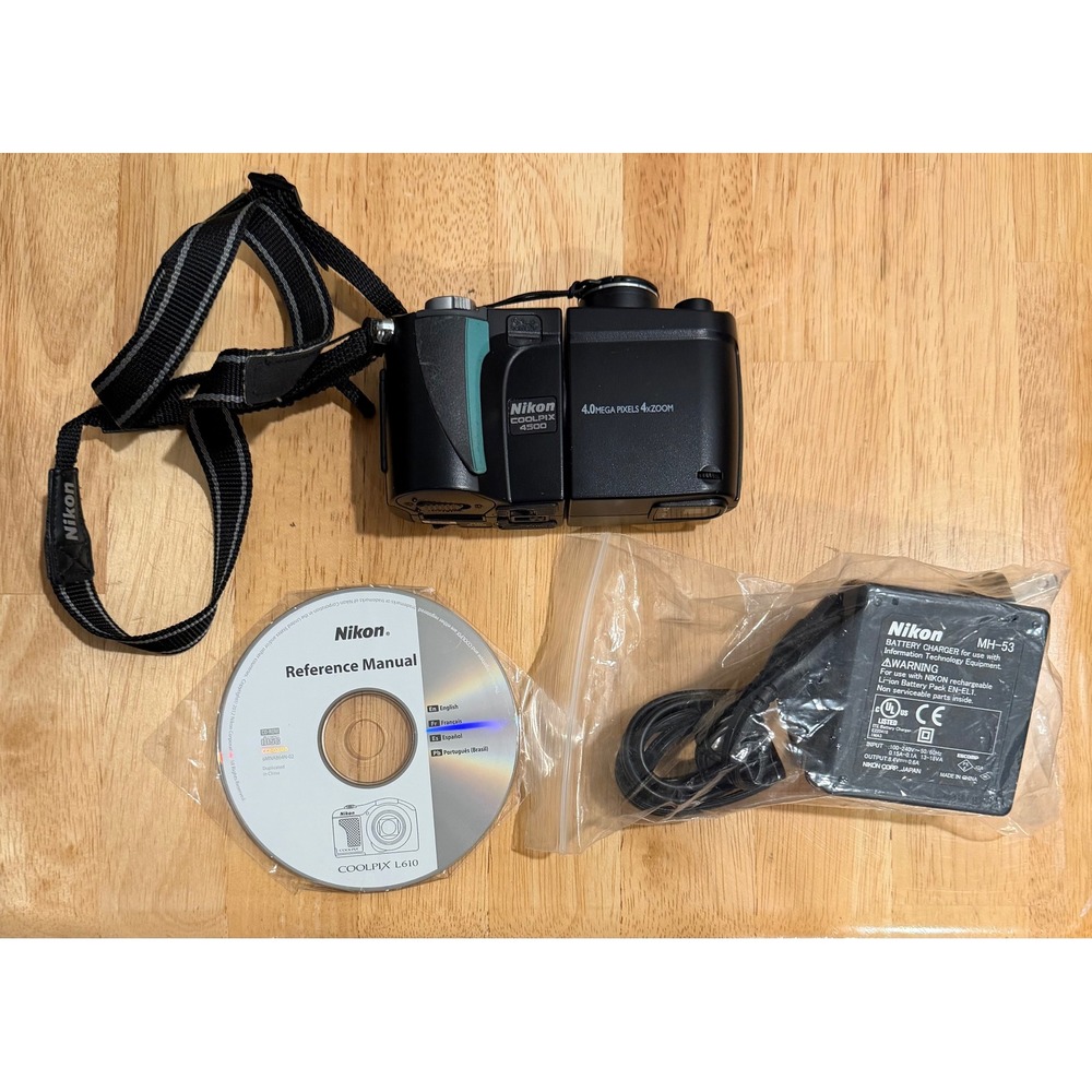 Nikon Coolpix 4500 Digital Camera 4.0MP 4x Zoom Swivel Body Black MH-53 Charger